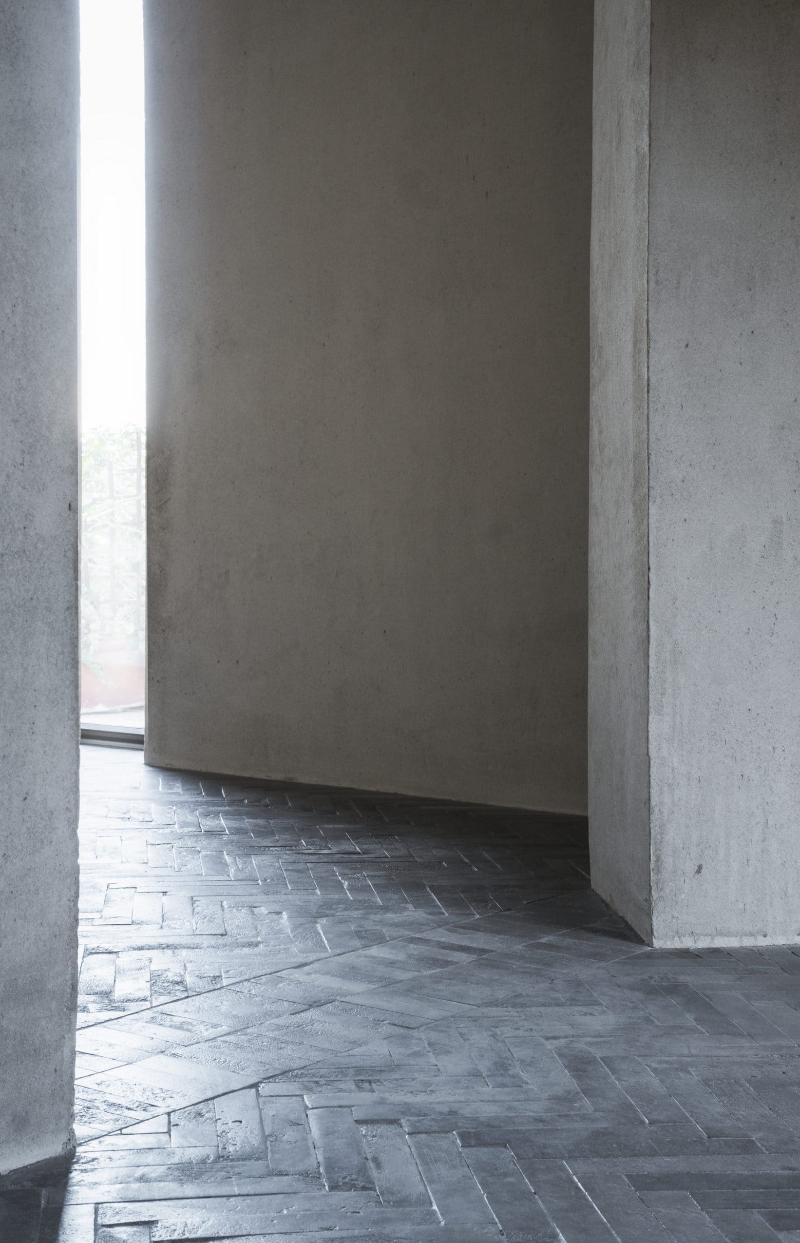 Domus Ru apartment in Rome by MORQ, made with MultiTerra Wabi Sale Grigio, photo by Giulio Aristide