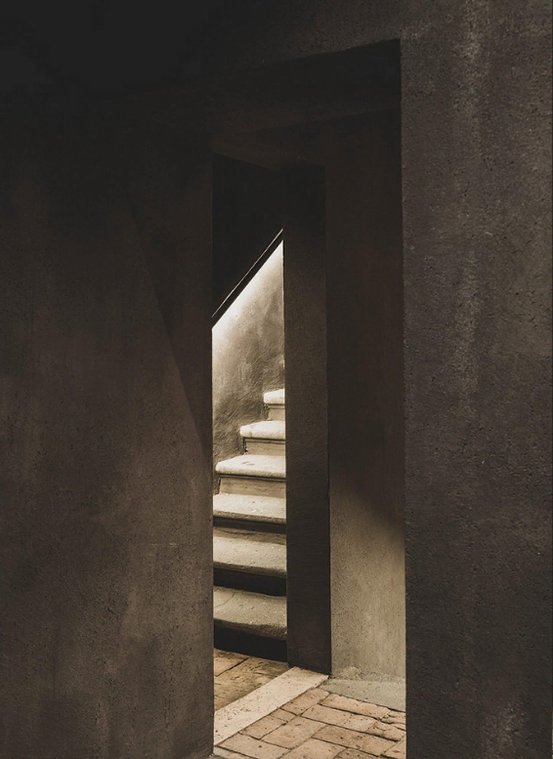 Hotel Scenario in ROme by MORQ made with MultiTerra Wabi Pepe Nero, photo by Giulio Aristide